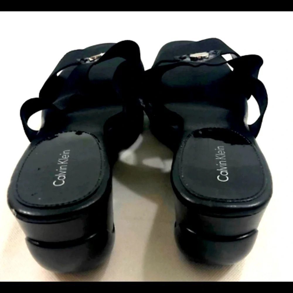 Calvin Klein Ying Wedge Platform Sandals 8 Black Summer Heels Slip On